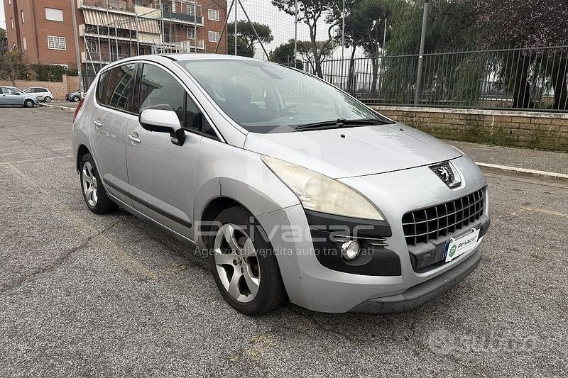 Usata Peugeot 3008 Active 115 CV (84 kW) 2013 Grigio Station wagon