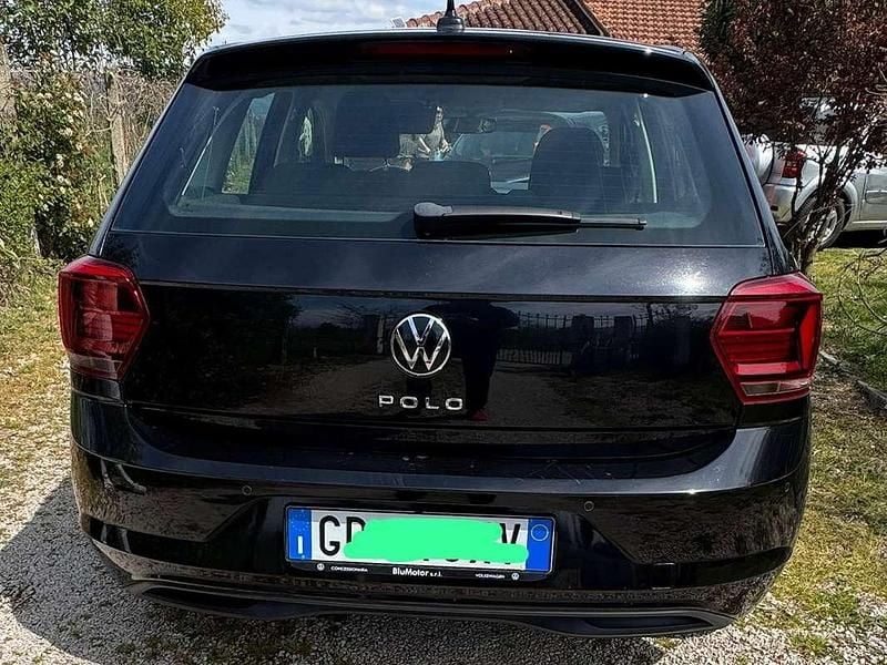Usata VW Polo 110 CV (80 kW) 2021 Nero Utilitaria