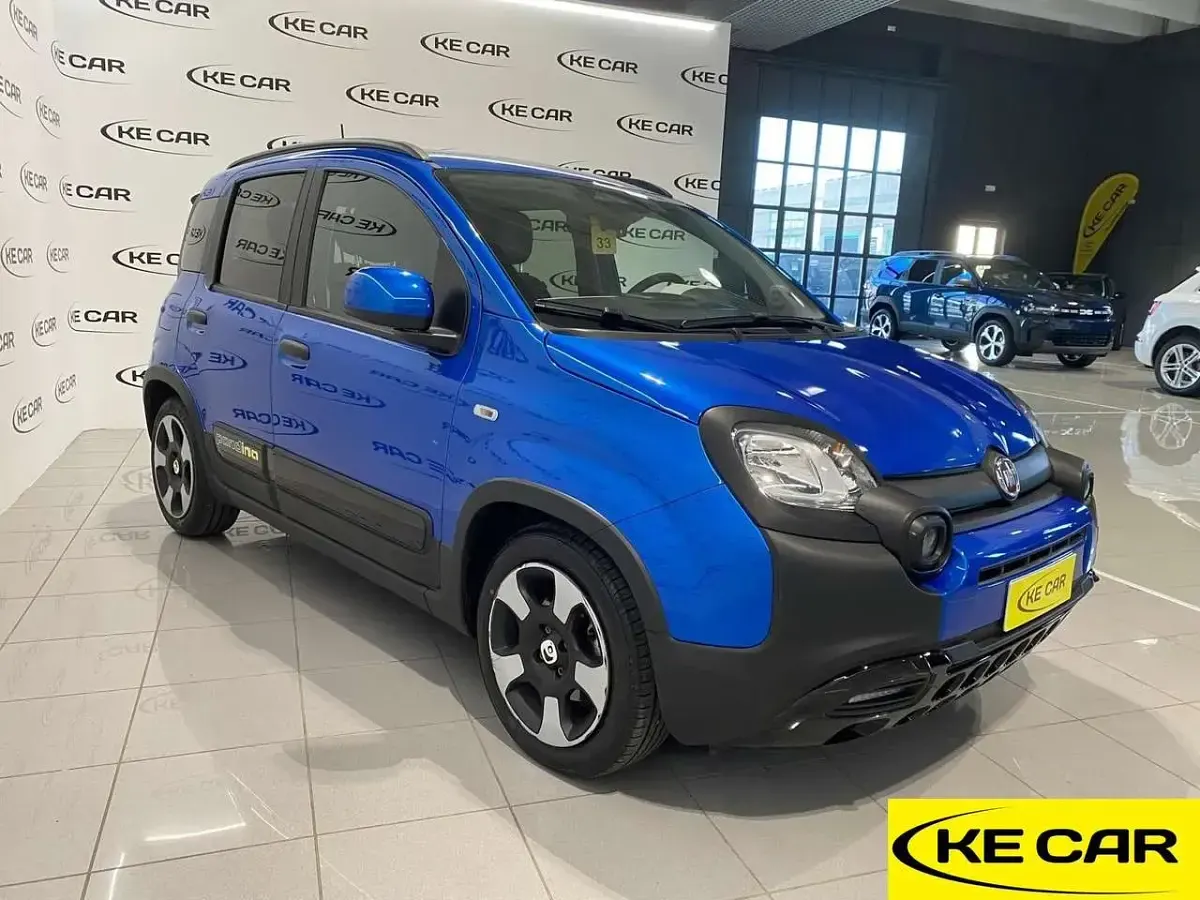 Usata Fiat Panda Cross Cross 69 CV (50 kW) 2025 Blu/azzurro Utilitaria