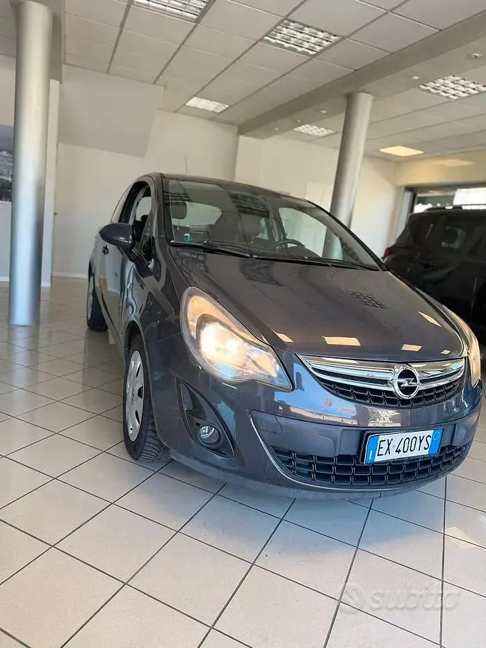 Usata Opel Corsa 85 CV (62 kW) 2014 Grigio Utilitaria