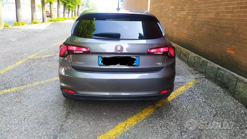 Usata Fiat Tipo 95 CV (69 kW) 2020 Grigio Berlina