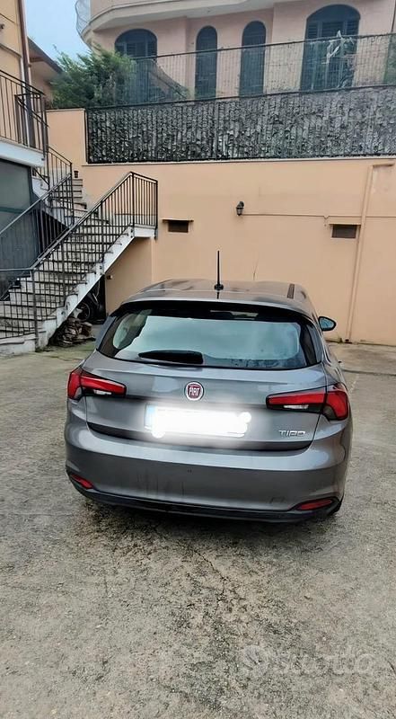 Usata Fiat Tipo Mirror 95 CV (69 kW) 2020 Nero Utilitaria