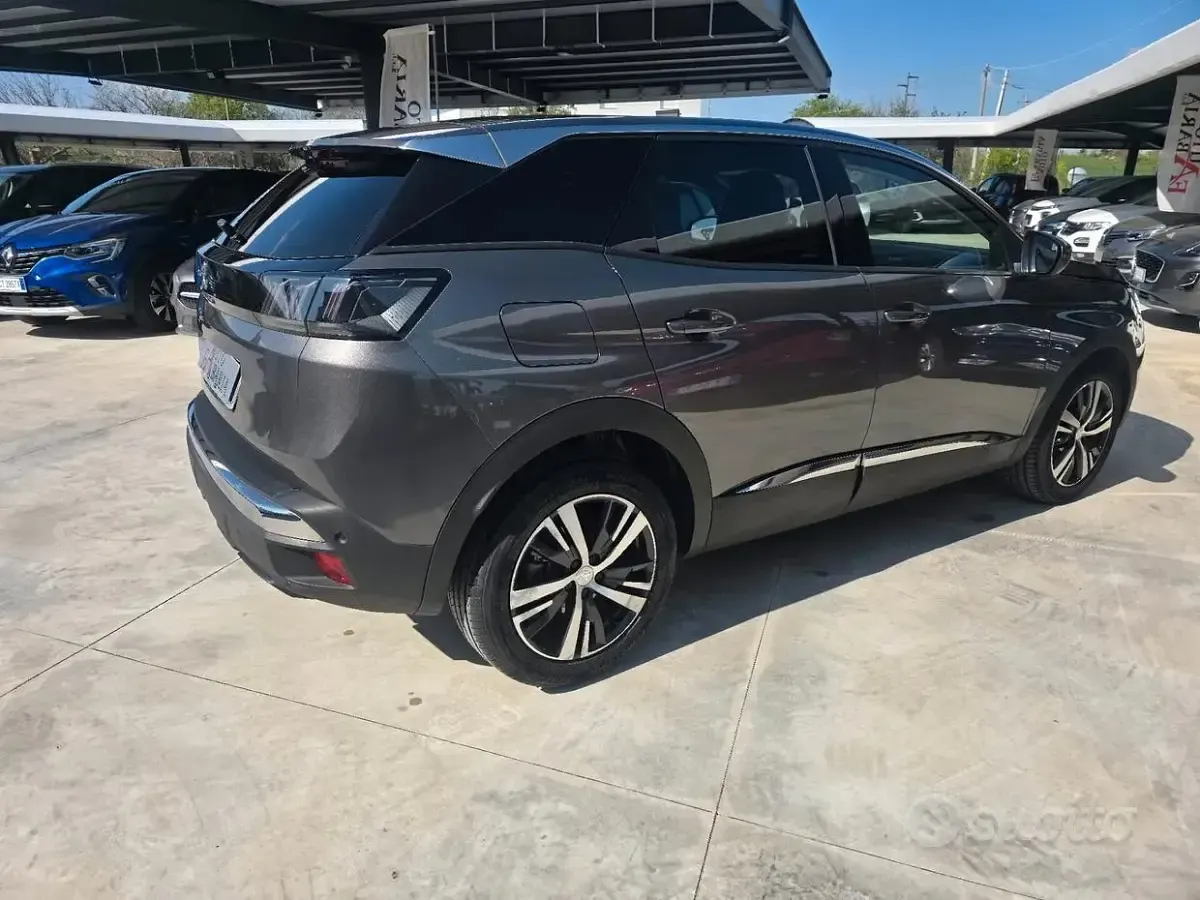 Occasion Peugeot 3008 Allure 131 ch (96 kW) 2021 Gris SUV