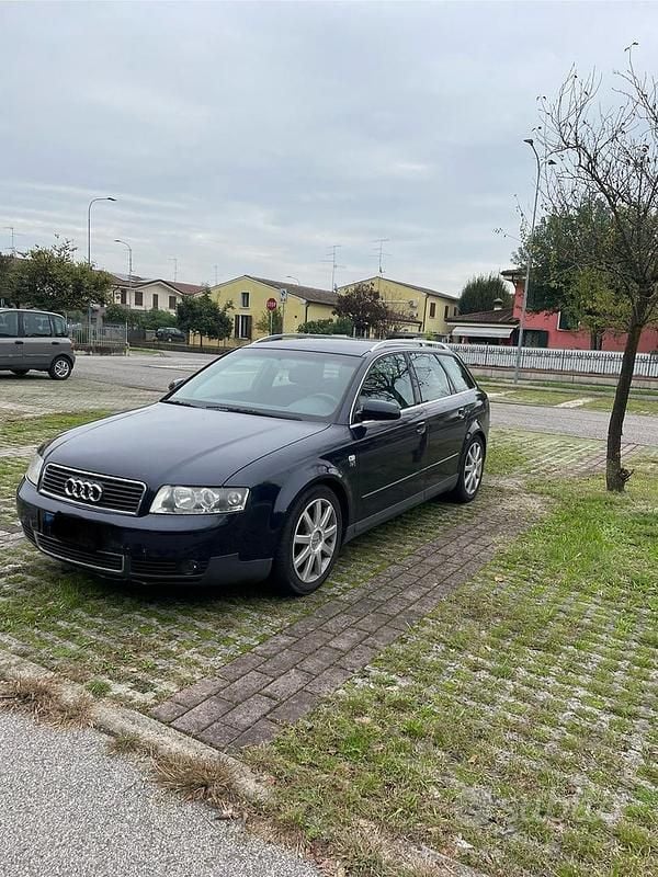 Usata Audi A4 163 CV (119 kW) 2004 Blu Station wagon