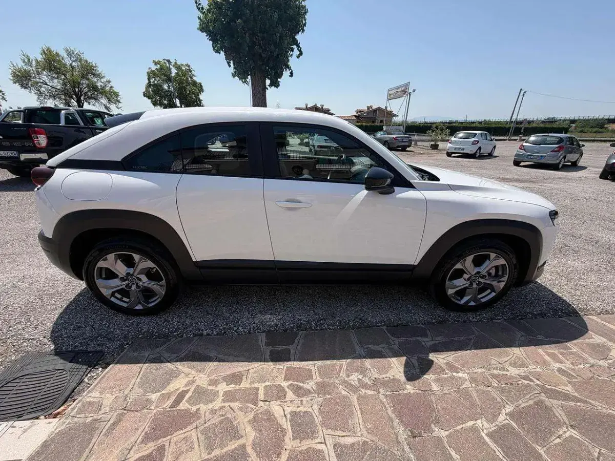 Usata Mazda MX30 80 kW (110 CV) 2021 Bianco SUV