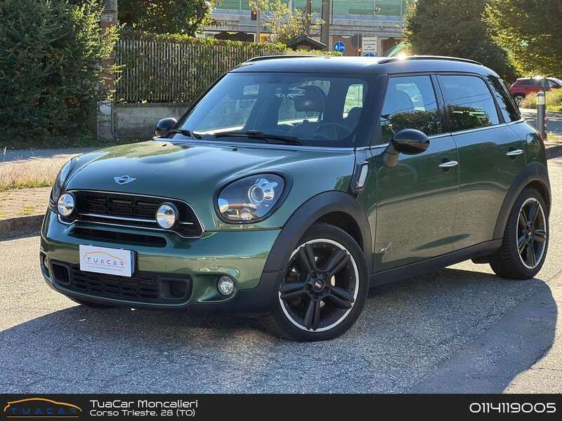 Verde Usata 2014 Mini Cooper SD Countryman Business SUV | 12.000 € (Cara) - Immagine 1/4