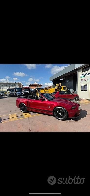 Usata Ford Mustang 305 CV (224 kW) 2014 Cabrio
