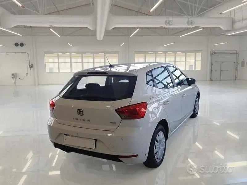 Usata Seat Ibiza Style 89 CV (65 kW) 2020 Bianco Utilitaria