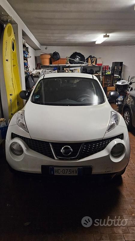 Usata Nissan Juke Tekna 117 CV (86 kW) 2012 Bianco SUV