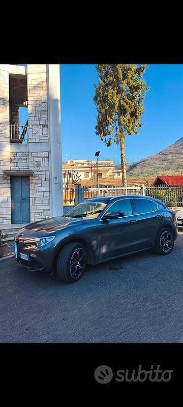Usata Alfa Romeo Stelvio 210 CV (154 kW) 2019 Grigio SUV