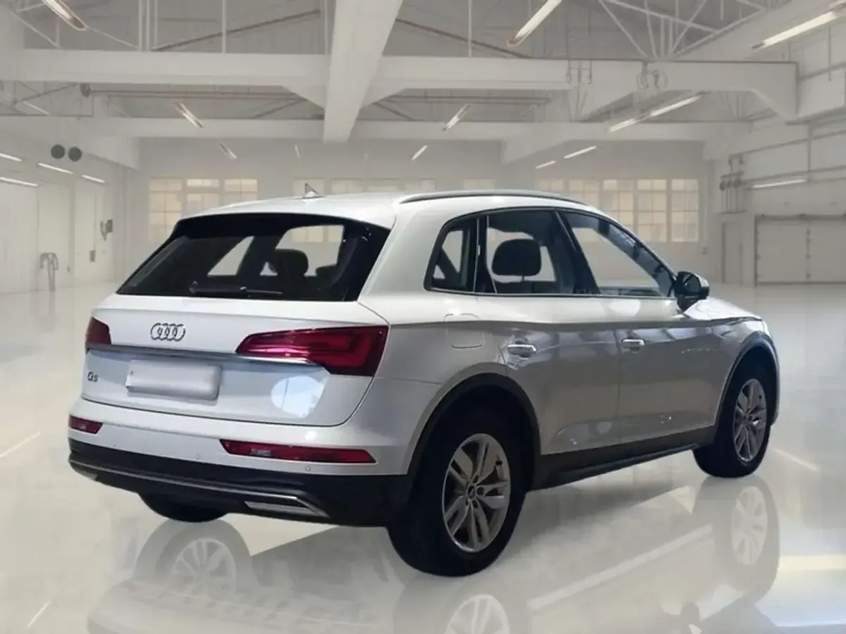 Usata Audi Q5 Business 163 CV (119 kW) 2023 Bianco SUV