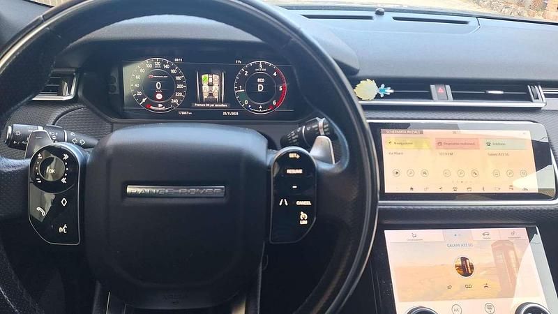 Usata Land Rover Range Rover Velar R-Dynamic 241 CV (177 kW) 2018 Nero SUV