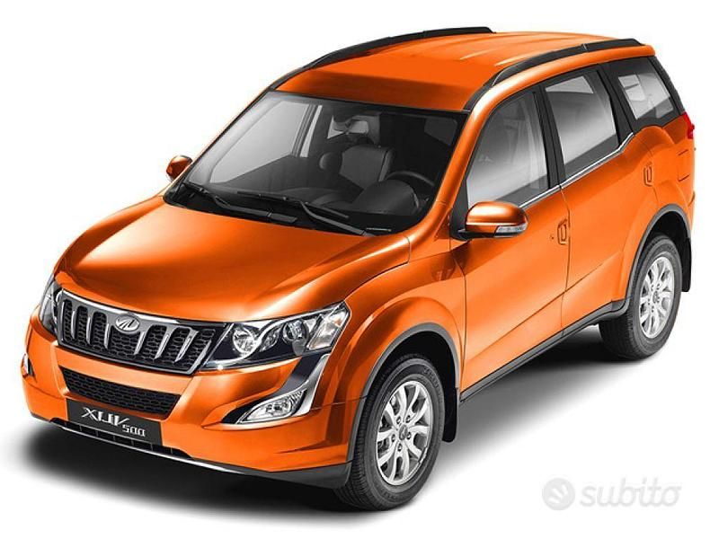 Usata Mahindra XUV500 140 CV (102 kW) 2018 Grigio SUV