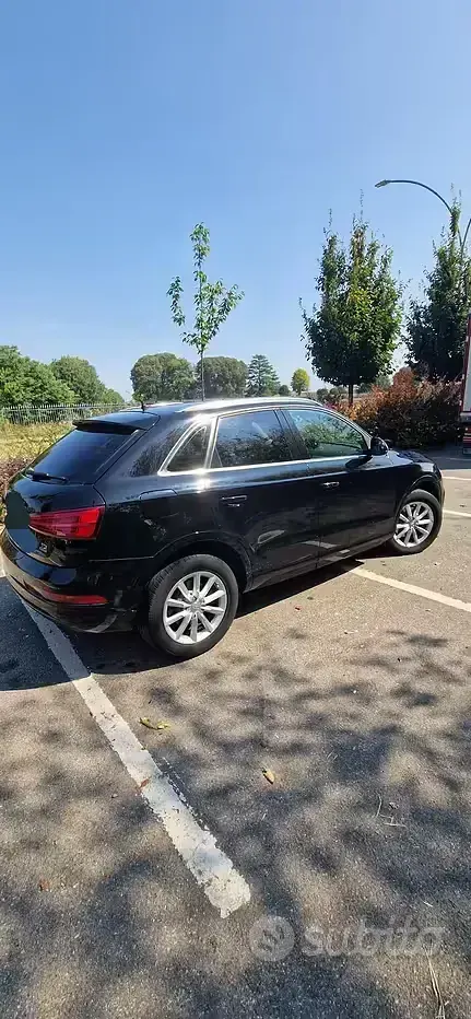 Usata Audi Q3 Business 150 CV (110 kW) 2015 Nero SUV