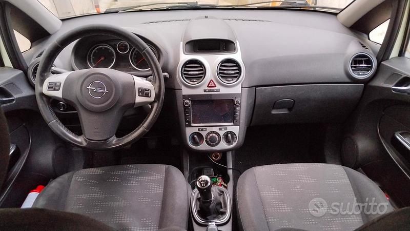 Usata Opel Corsa 2012 Utilitaria