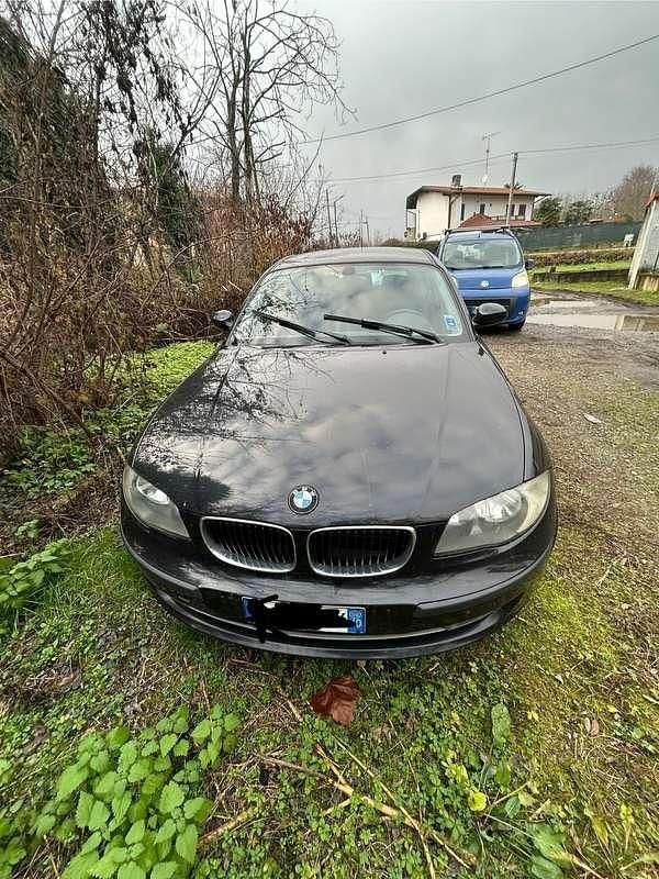 Usata BMW 118 122 CV (89 kW) 2008 Utilitaria