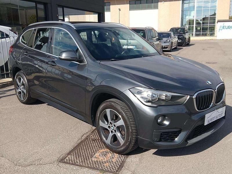 Begagnad BMW X1 Advantage 150 HK (110 kW) 2016 Svart SUV