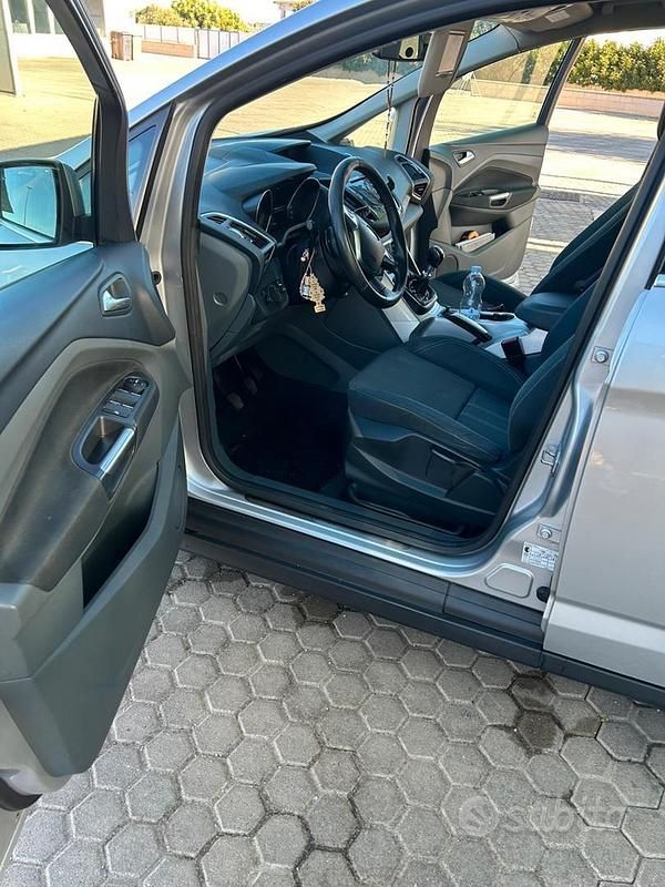 Usata Ford C-MAX 115 CV (84 kW) 2011 Grigio Monovolume