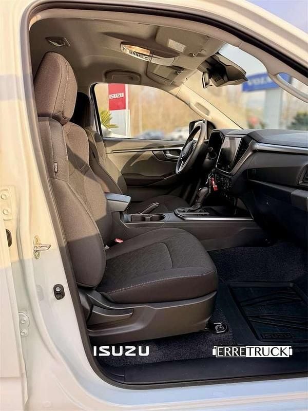 Nuova Isuzu D-Max 165 CV (121 kW) 2026 Bianco Pick-up