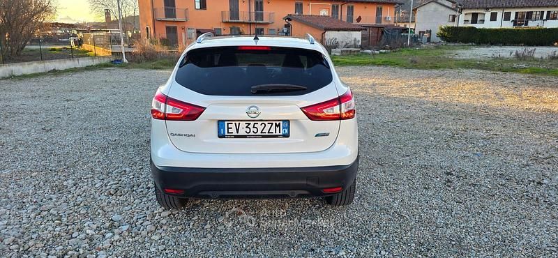 Usata Nissan Qashqai 110 CV (80 kW) 2014 Bianco SUV