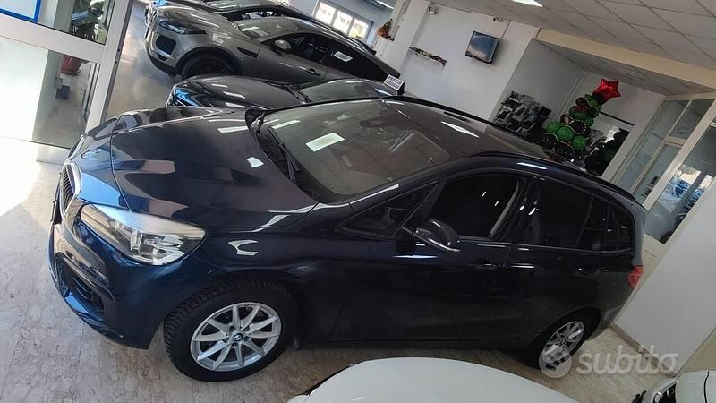 Usata BMW 218 Advantage 149 CV (109 kW) 2017 Blu Station wagon