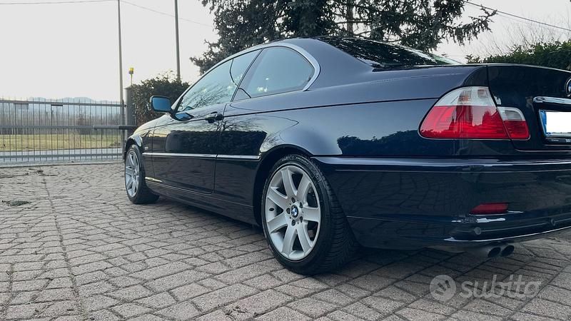 Blu Usata 2002 BMW 320 M Sport Coupé | 11.700 € - Immagine 1/4