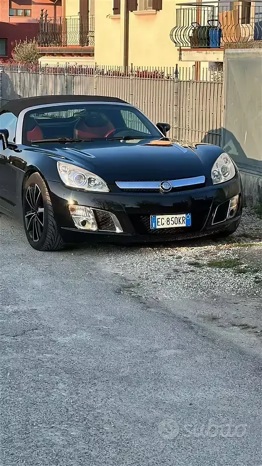 Usata Opel GT 264 CV (194 kW) 2011 Nero Cabrio