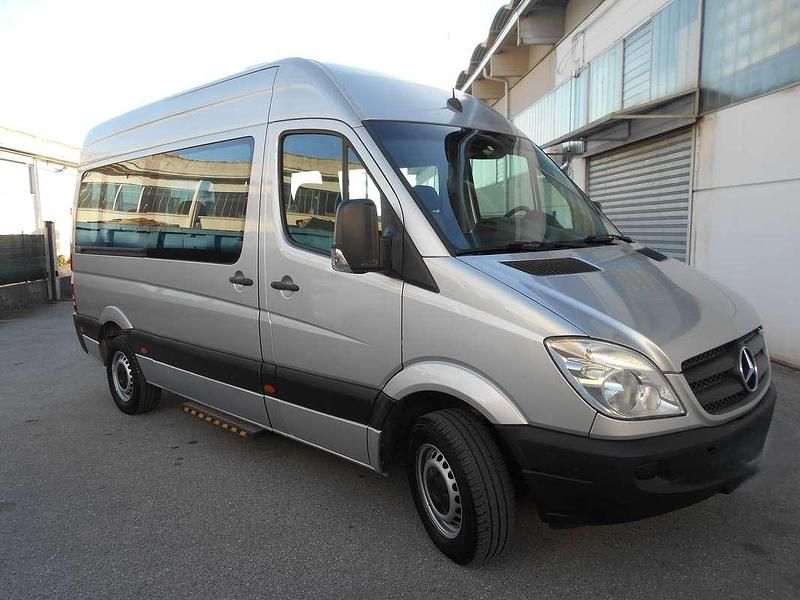 Argento Usata 2006 Mercedes Sprinter Furgone | 19.000 € (Buon prezzo) - Immagine 1/4