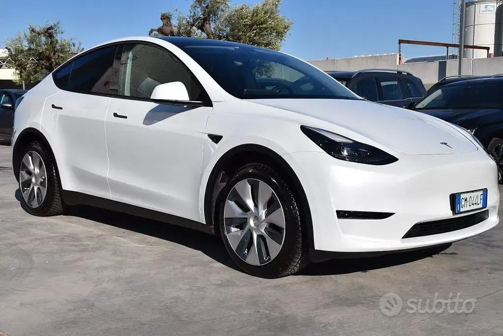 Usata Tesla Model Y Long Range AWD 152 kW (208 CV) 2022 Bianco SUV