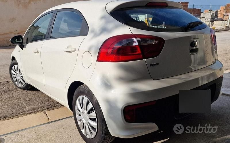 Usata Kia Rio 2016 Utilitaria