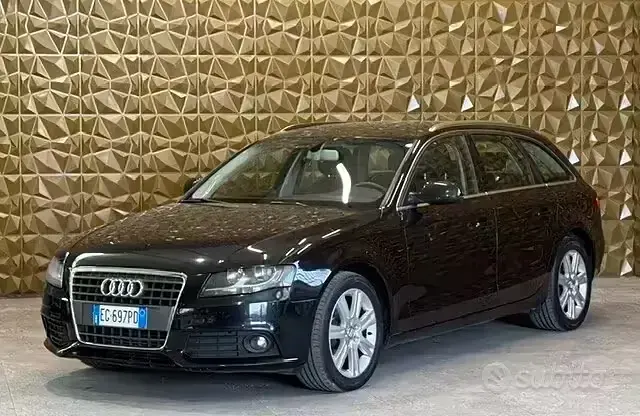 Usado Audi A4 Business 143 CV (105 kW) 2011 Negro Familiar