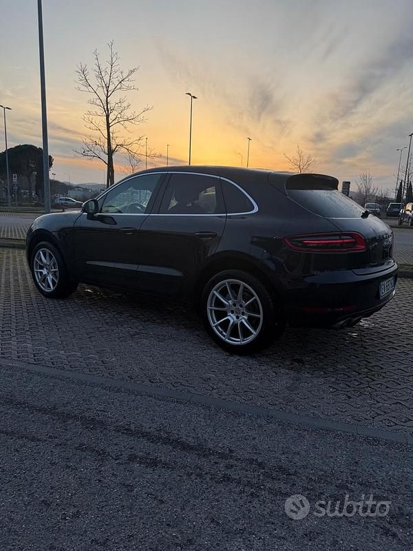 Usata Porsche Macan 250 CV (183 kW) 2014 Nero SUV