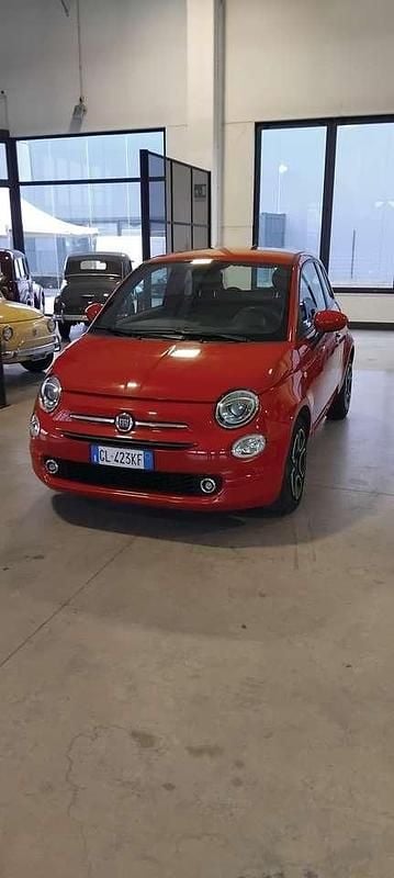 Usata Fiat 500 Club 69 CV (50 kW) 2022 Rosso Utilitaria