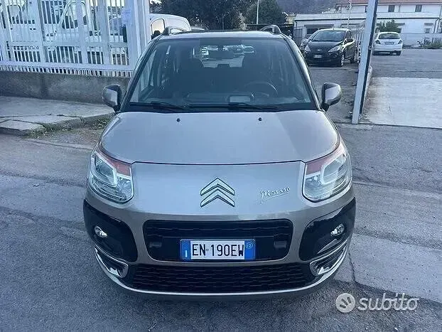 Usata Citroën C3 Picasso 92 CV (67 kW) 2012 Nero Monovolume