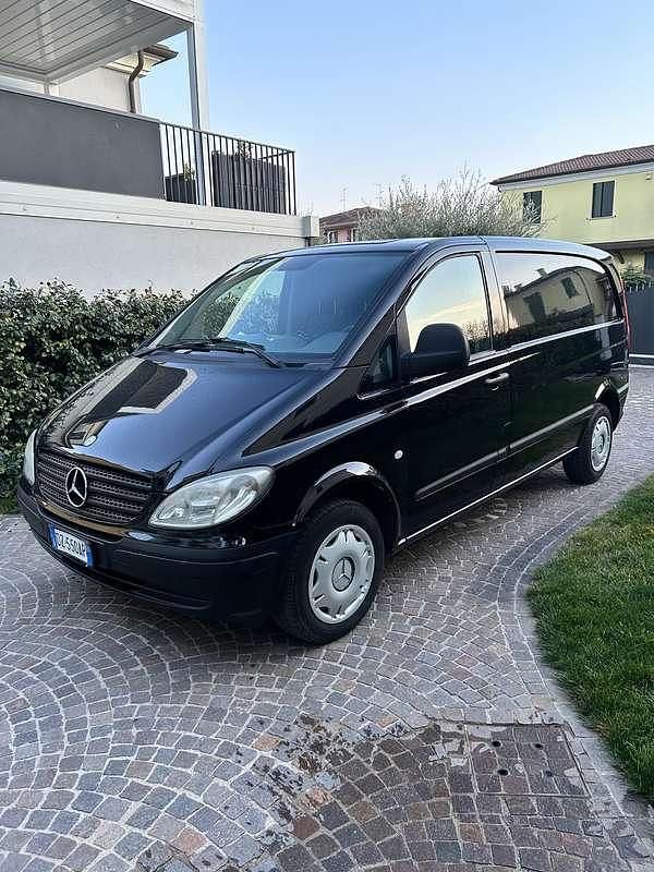 Usata Mercedes Vito 150 CV (110 kW) 2009 Furgone
