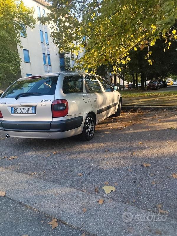 Usata Citroën Xsara Exclusive 90 CV (66 kW) 1999 Grigio Station wagon