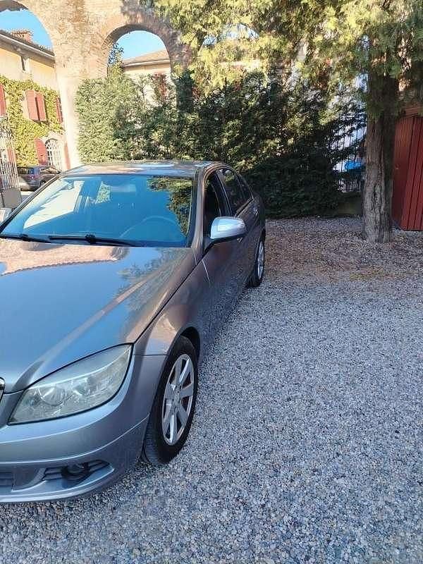 Usata Mercedes C220 Classic 170 CV (125 kW) 2007 Berlina