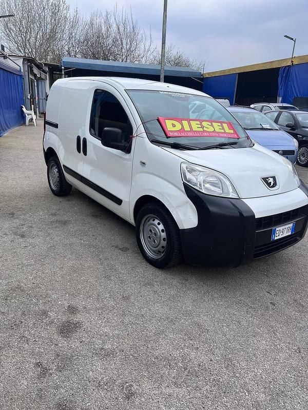 Usata Peugeot Bipper 75 CV (55 kW) 2010 Monovolume