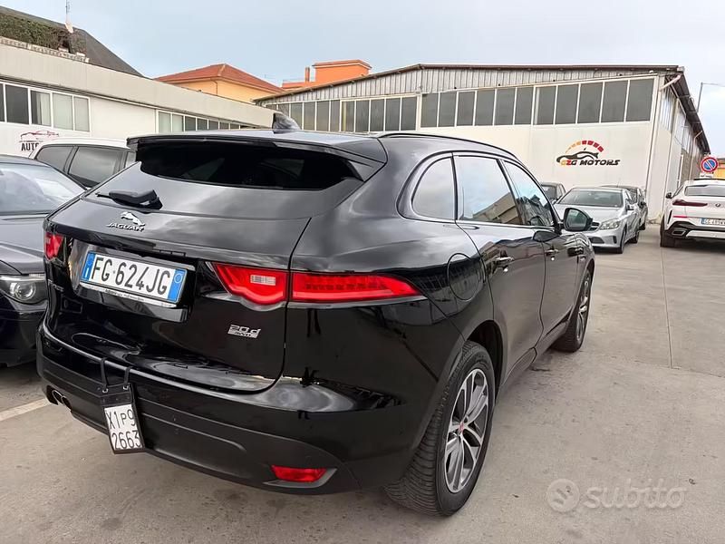 Usata Jaguar F-Pace R-Sport 180 CV (132 kW) 2017 Nero SUV