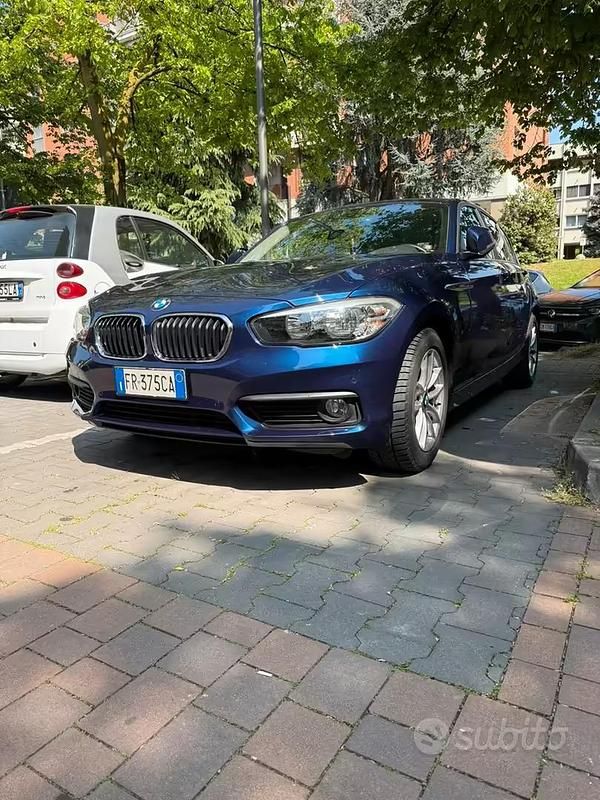 Usata BMW 116 2018 Blu Utilitaria