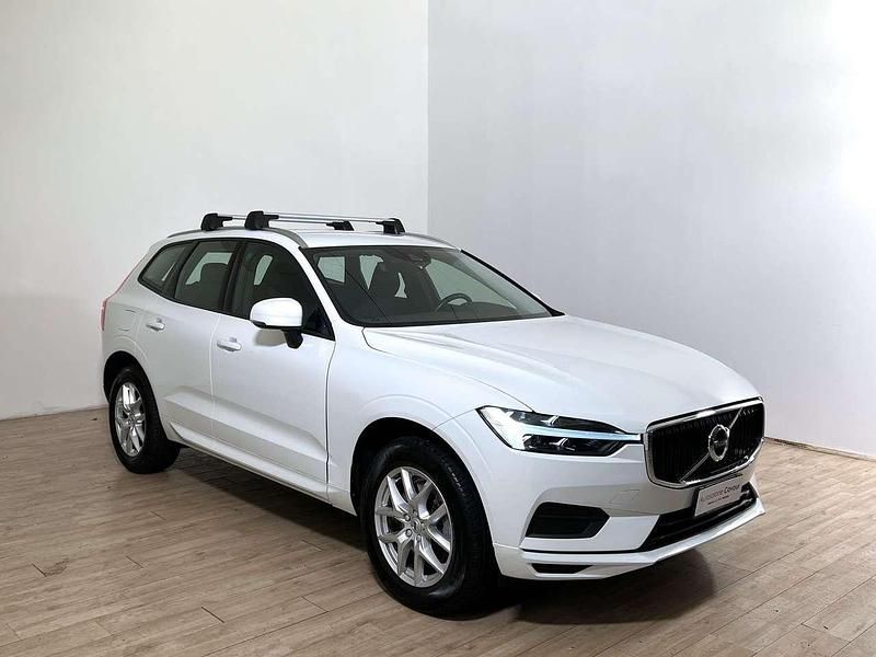 Usata Volvo XC60 Momentum 197 CV (144 kW) 2021 Bianco SUV
