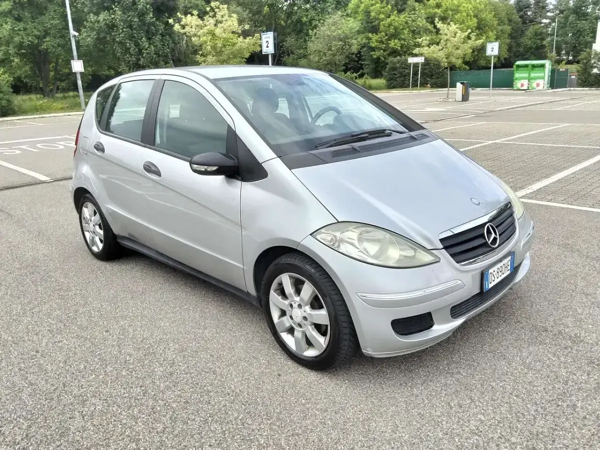 Usata Mercedes A150 95 CV (69 kW) 2008 Argento Monovolume