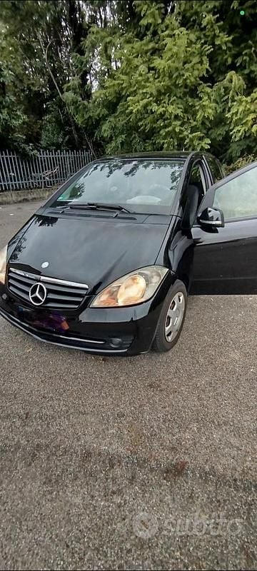 Usata Mercedes A160 95 CV (69 kW) 2010 Nero Utilitaria