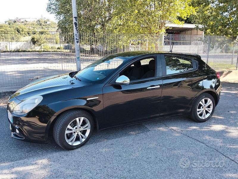 Usata Alfa Romeo Giulietta 120 CV (88 kW) 2015 Nero Utilitaria