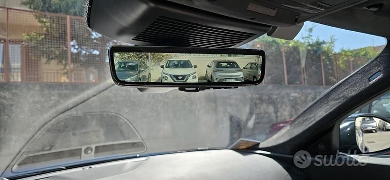 Usata Jaguar E-Pace R-Dynamic 163 CV (119 kW) 2021 Blu SUV