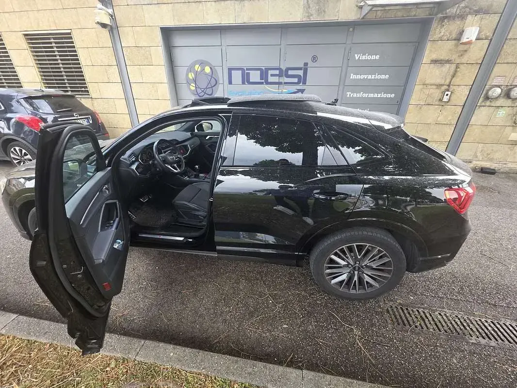 Usata Audi Q3 Sportback S-Line 150 CV (110 kW) 2024 Nero SUV
