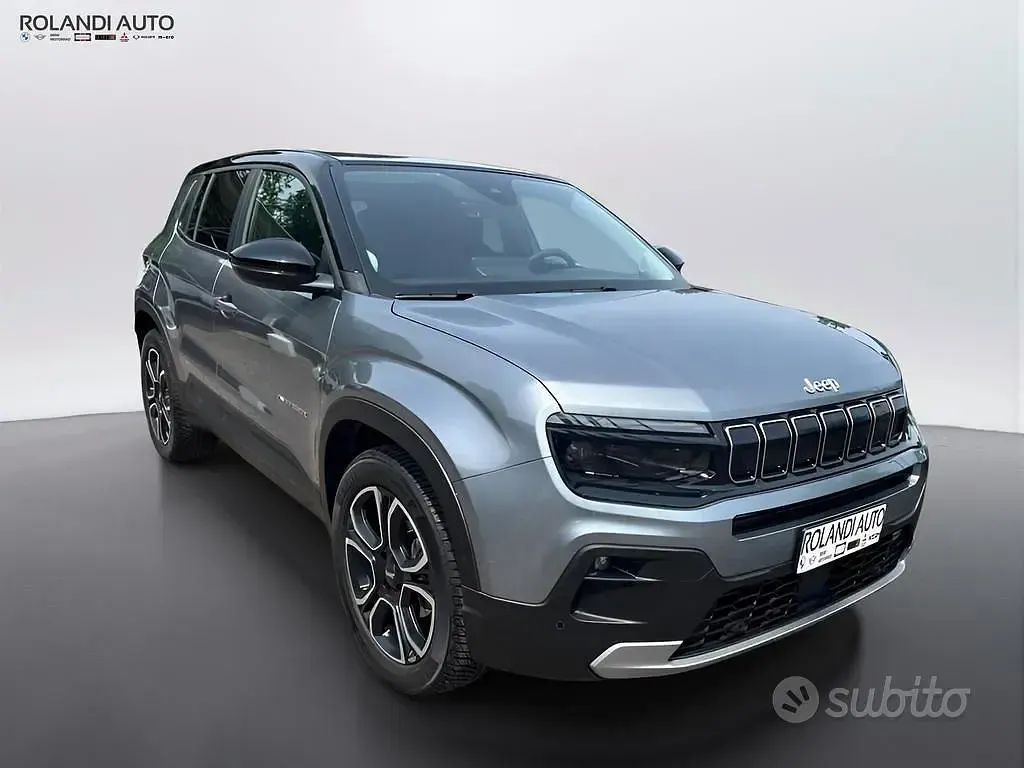 Usata Jeep Avenger Longitude 101 CV (74 kW) 2023 Grigio SUV