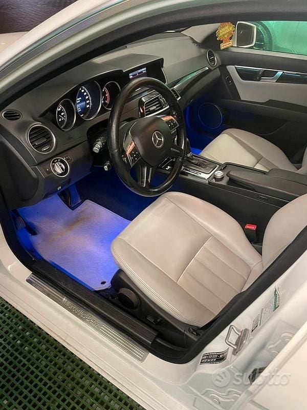 Usata Mercedes C180 120 CV (88 kW) 2014 Station wagon
