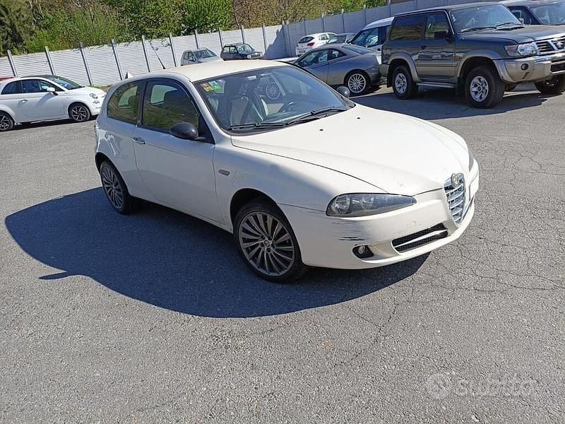 Occasion Alfa Romeo 147 120 PK (88 kW) 2008 Wit Hatchback