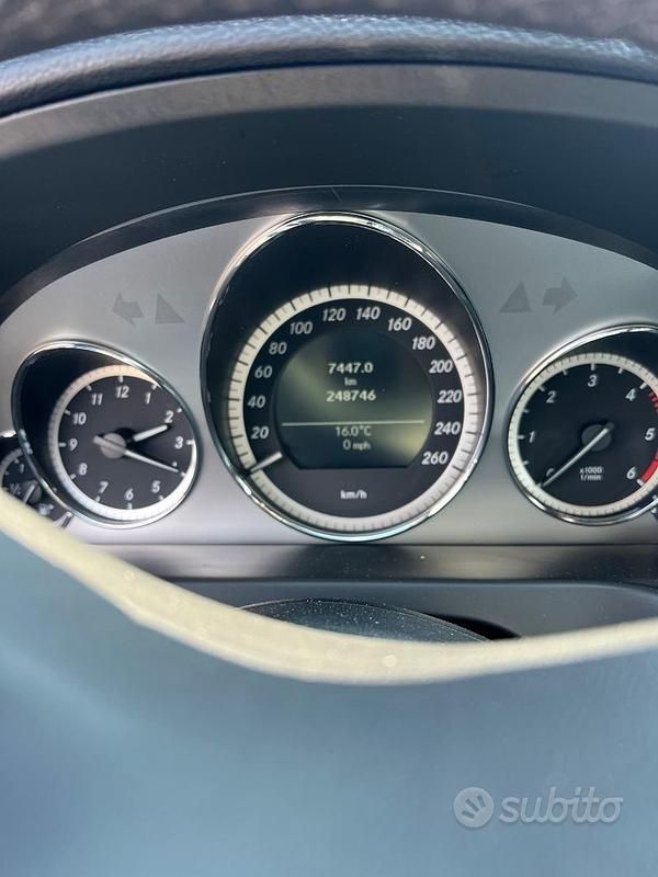 Usata Mercedes E250 2009 Nero